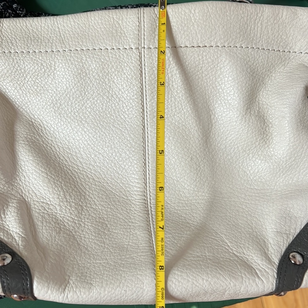 Coach handbag. Medium size. Like new condition.  Ivory with green silk interior. - Picture 8 of 8